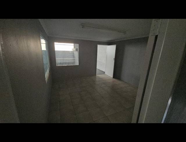 INDUSTRIAL PROPERTY TO RENT IN HALFWAY HOUSE